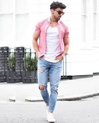With a white shirt, blue jeans men can always flaunt sheer elegance while attending an informal work meeting or a night party. 26 Best White T Shirt Styles With Jean Coat Looksgud In