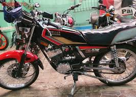 This motorcycle is a legend in indonesia, yamaha rx king is a motorcycle with a 2 stroke engine, very powerful on the streets. Sekilas Mirip Ternyata Yamaha Rx King Cobra Dengan Master Punya Perbedaan Ini Penjelasannya Gridoto Com