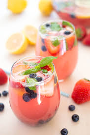 spiked berry lemonade 10 minutes