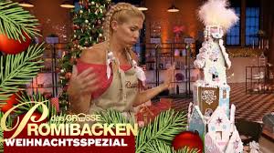 Das große backen (eigene schreibweise: Xxl Lebkuchenhaus Aufgabe Das Grosse Promibacken Weihnachtsspezial Sat 1 Tv Youtube
