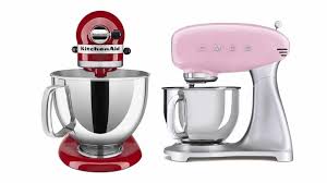 Upgrade to a 5 qt artisan ® series stand mixer for more features like a bowl with a comfortable handle and a pouring shield along with extra capacity and a variety of color choices. Kitchenaid Vs Smeg Which Stand Mixer Is Best My Budget Recipes