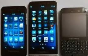 Blackberry Three Latest Mobile Phone Comparison Chart