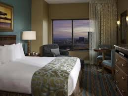 Anyone who wants to immerse themselves in a classic vegas this fabulous suite is situated at the heart of the las vegas strip in one of the city's trendiest resorts. 2 Bedroom Hotels In Las Vegas Nevada Trip101