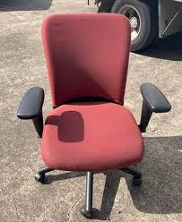 second hand haworth look office chair