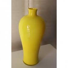 yellow glass vase from cenedese murano