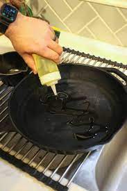 cleaning your cast iron skillet over