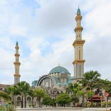 The town is one of the central districts of kuala lumpur, with quite advanced infrastructure. Datei Kuala Lumpur Malaysia Federal Territory Mosque 03 Jpg Wikipedia