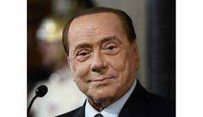 Italie. Silvio Berlusconi quitte sa compagne de 34 ans pour une femme plus  jeune…