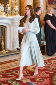 Get the latest on kate middleton from vogue. Kate Middleton S Private Dressmaker Created Her Dress For Prince Charles Reception