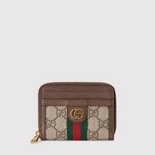 It's a black signature gucci car wallet. Women S Designer Luxury Wallets Wallets For Women Gucci Us