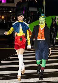 80 best couples halloween costumes 2023