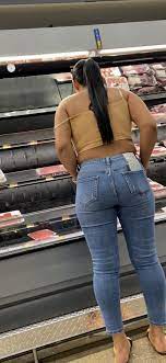 Sexy Latina Milf Jeans - Forum
