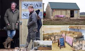 Follow jeremy clarkson as he embarks on his latest adventure, farming. Jeremy Clarkson Launches His Farm Shop But Some Customers Are Forced To Head Home Empty Handed Daily Mail Online