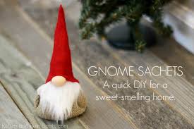diy gnome sachet with just a hot glue