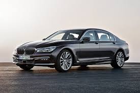 2016 vs 2016 bmw 7 series what s the