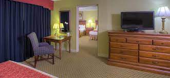 2 bedroom suites in pigeon forge tn