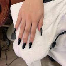 nail salons open early reviews