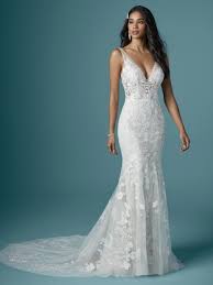 fl fit and flare wedding dresss