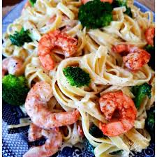 blackened shrimp and broccoli alfredo