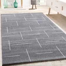 Ein teppichboden muss nicht nur seinem nutzen gerecht werden, in sehr vielen fällen sollen teppiche akzente setzen und einen psychologischen effekt haben. Design Teppich Geometrische Linien Teppichcenter24