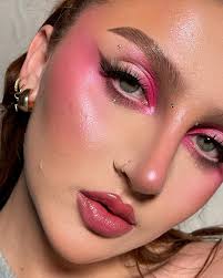 24 pink eye makeup looks to try