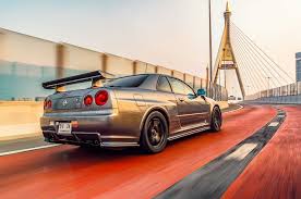 the r34 skyline is finally legal to