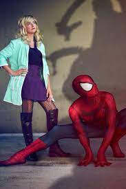 Gwen Stacy & the Amazing Spiderman cosplays | Spiderman gwen stacy, Marvel  cosplay, Gwen stacy