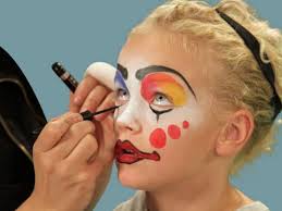 how to paint a clown face for halloween