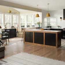 Explore our guide to kitchen layouts and design gallery. Odd Shaped Rooms Kitchen Ideas Photos Houzz