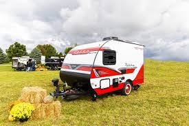 10 best lightweight travel trailers for