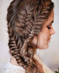Keep the top hair of the head a little untidy and begin entwining your hair from the back. 50 Cowgirl Hairstyles And Haircuts Ideas For A Great Western Look Yve Style Com