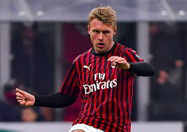 Simon kjaer was a true captain when christian eriksen collapsed against finland on saturday. Tuttosport Kjaer To Remain At Ac Milan How Much He Will Cost