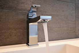 remove a kohler faucet handle
