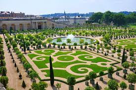 50 number of jets of water: There S A New Luxury Hotel At The Palace Of Versailles See What It Looks Like Inside Lonely Planet