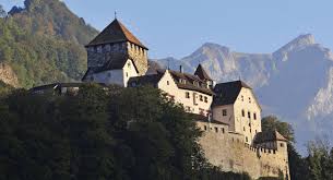 The town, which is located along the rhine river, has 5,696 residents. Wanderung Auf Dem Gruschaweg Nach Vaduz Triesenberg Und Rotaboda Liechtenstein Karte