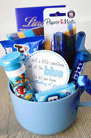 diy blue gift basket ideas and free