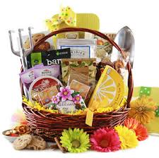 gardening gift basket ideas for the
