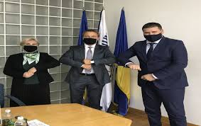 081 92 92 92 za pozive iz inostranstva: Raiffeisen Bank Bih To Extend Loans Guaranteed By Bosnia S Federation Development Bank