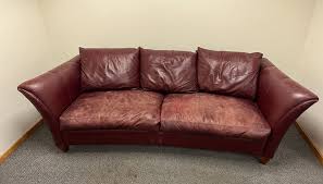 how to get rid of a couch for free