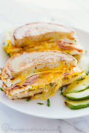 This breakfast features sprouted bread and healthy ingredients like egg whites, avocado, tomatoes and hot sauce. Breakfast Sandwich One Pan Breakfast Natasha S Kitchen Com