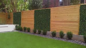Alternating Textures On Fence Panels