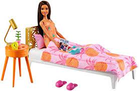 The barbie hearts quilt cover set bedding package set contains one quilt cover (comforter/duvet cover) and pillow case(s). Amazon Com Barbie Doll And Bedroom Playset Indoor Furniture Playset Doll 11 5 Inch Brunette Wearing Pajamas And Accessories Gift For 3 To 7 Year Olds Toys Games