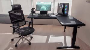Roomy desktop that easily accomodates multiple monitors. Best Gaming Desk In 2021 Pcgamesn