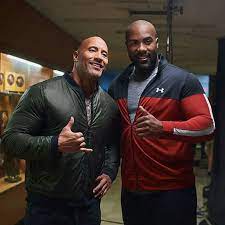 French judoka teddy riner suffered his first defeat since 2010, ending his win streak at 154 matches. The Rock N Est Pas Encore Pret Teddy Riner A Encore De La Marge Rampage Smarturl It Webadubradio Facebook Com R Dwayne Johnson Johnson Suits And Jackets
