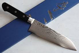 vg 10 damascus steel knives