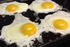 13 Easy Tips For Cooking Eggs On A Griddle