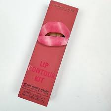 makeup revolution lip contour kit