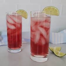 easy tails with cranberry juice