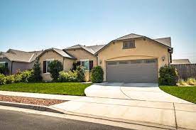 homes under 800k in lemoore