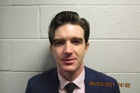After an early start to his acting career, which included minor roles in tv shows like home improvement. Ex Child Actor Drake Bell Accused Of Child Endangerment Ohio News Us News